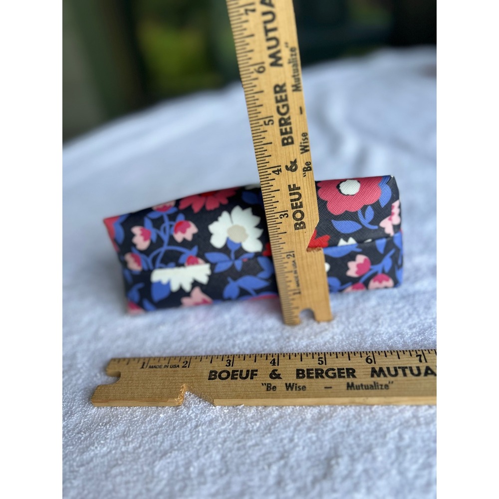Kate Spade New York Cameron Street Daisy Briley Cosmetic Case Makeup Travel Bag - Picture 9 of 11